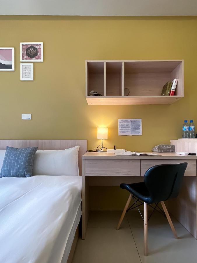 Adagio Hostel Đài Trung Ngoại thất bức ảnh