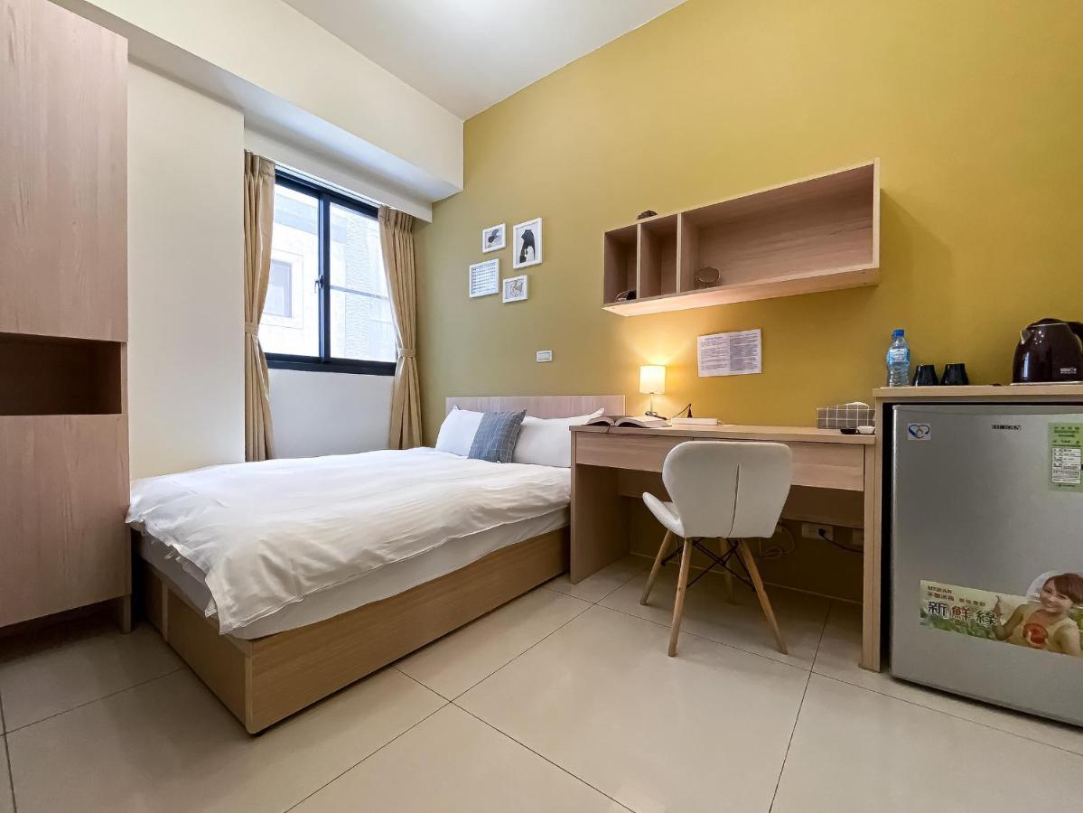 Adagio Hostel Đài Trung Ngoại thất bức ảnh