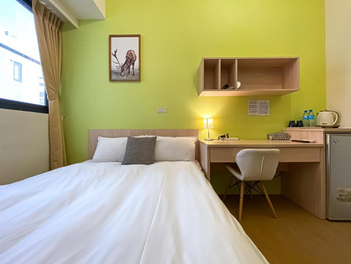 Adagio Hostel Đài Trung Ngoại thất bức ảnh