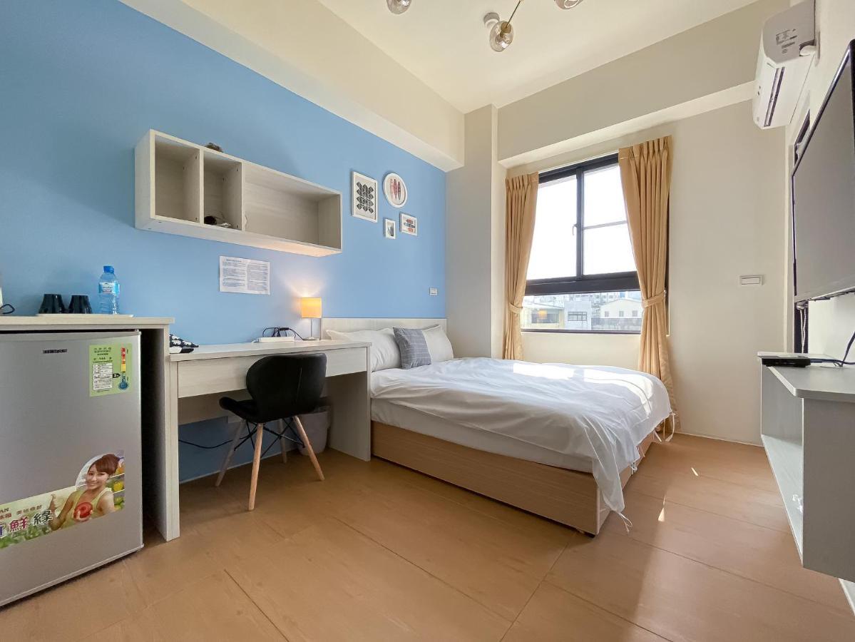 Adagio Hostel Đài Trung Ngoại thất bức ảnh