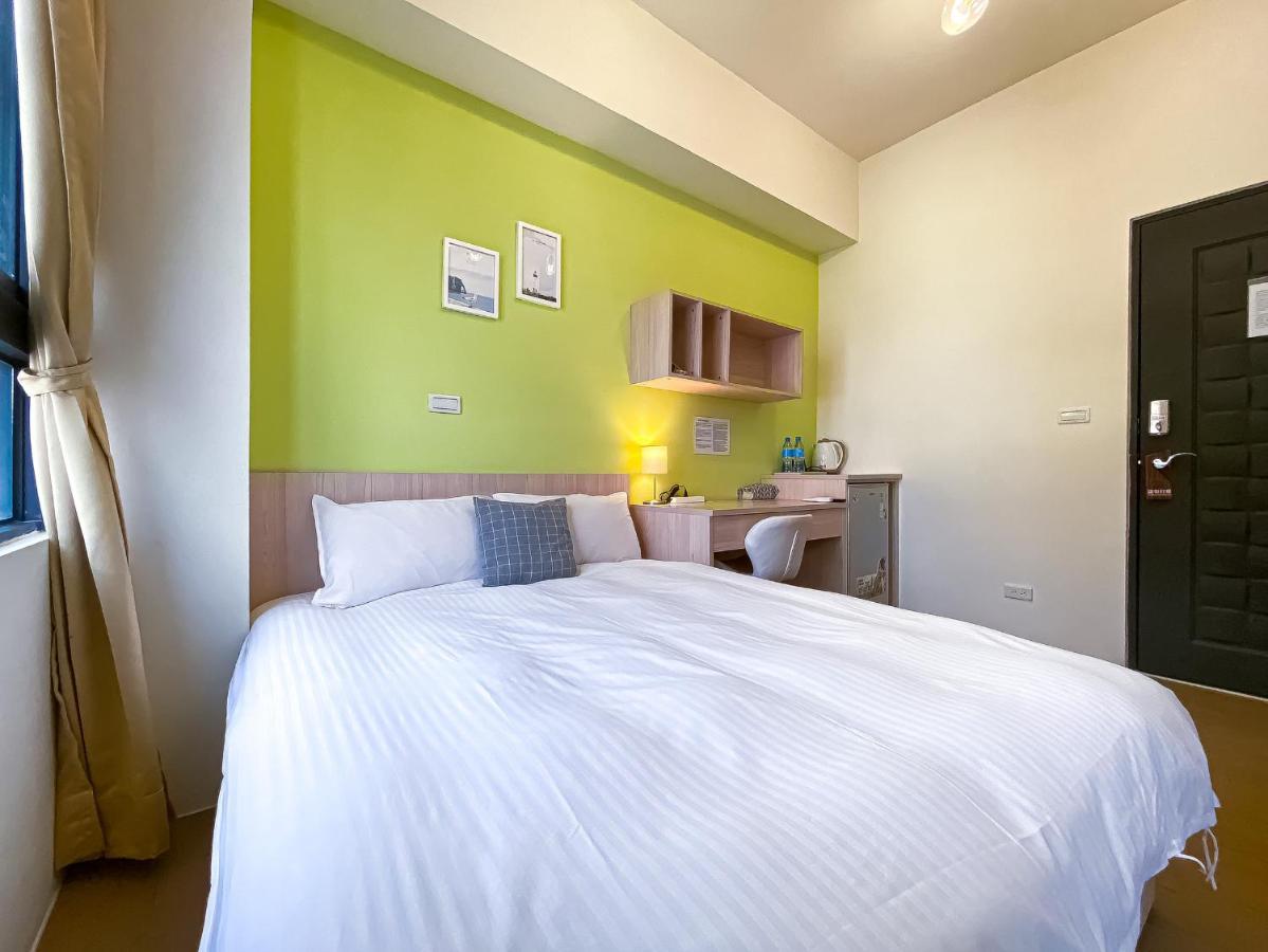 Adagio Hostel Đài Trung Ngoại thất bức ảnh