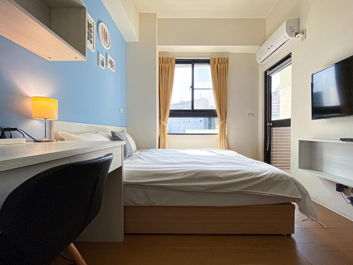 Adagio Hostel Đài Trung Ngoại thất bức ảnh
