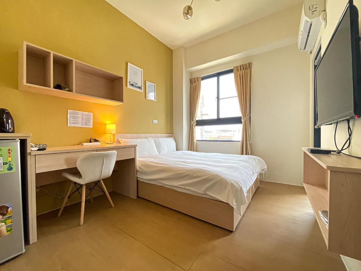 Adagio Hostel Đài Trung Ngoại thất bức ảnh