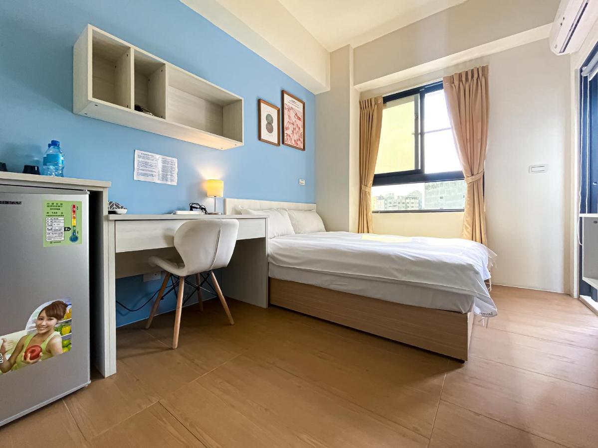 Adagio Hostel Đài Trung Ngoại thất bức ảnh