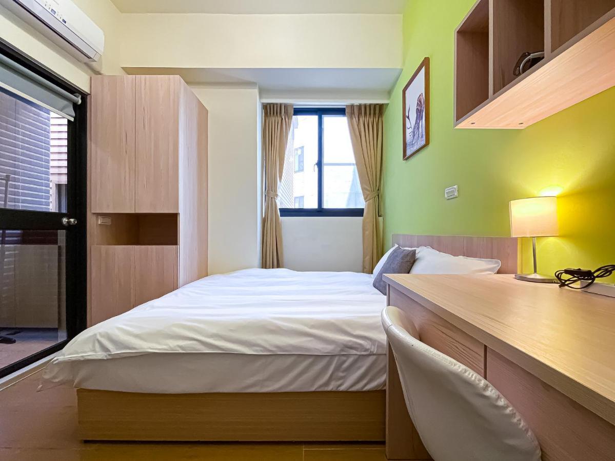 Adagio Hostel Đài Trung Ngoại thất bức ảnh