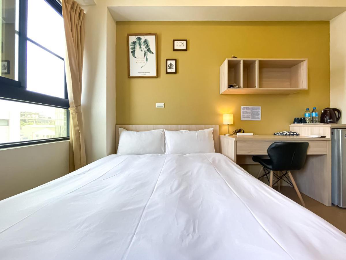 Adagio Hostel Đài Trung Ngoại thất bức ảnh